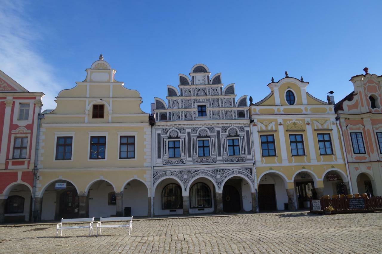 Penzion Pansky Dvur Telč Exteriör bild